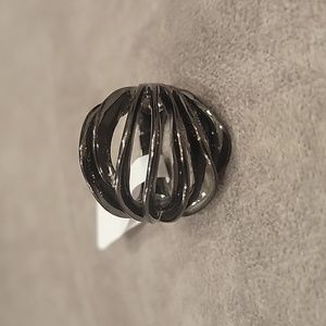 Premier Designs "All the Rage" Ring